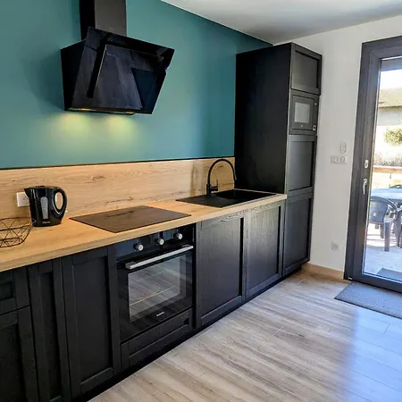 Renove Avec Jardin A - Fr-1-585-175 *